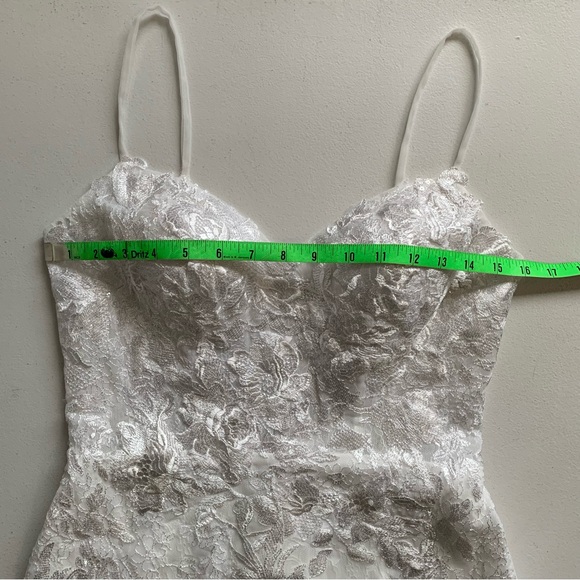 Lulus Size 4 Everlasting Affection White Lace Backless Mermaid Wedding Dress NWT - Picture 15 of 17